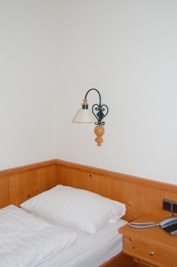 Hotel Gruener Baum Bretzenheim Ngoại thất bức ảnh