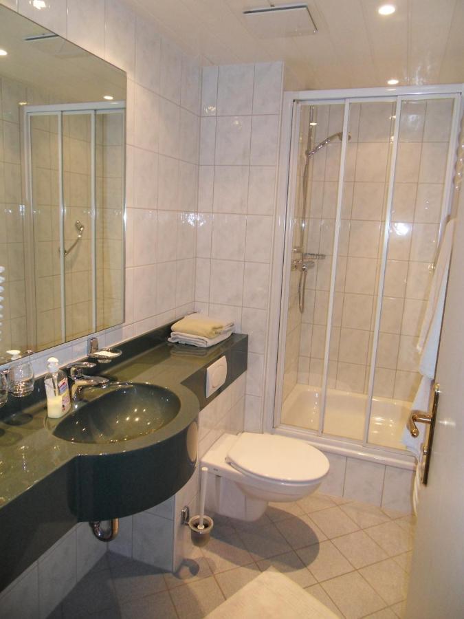 Hotel Gruener Baum Bretzenheim Ngoại thất bức ảnh