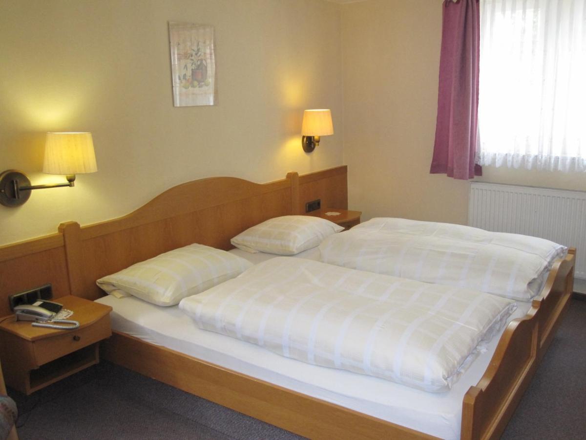 Hotel Gruener Baum Bretzenheim Ngoại thất bức ảnh