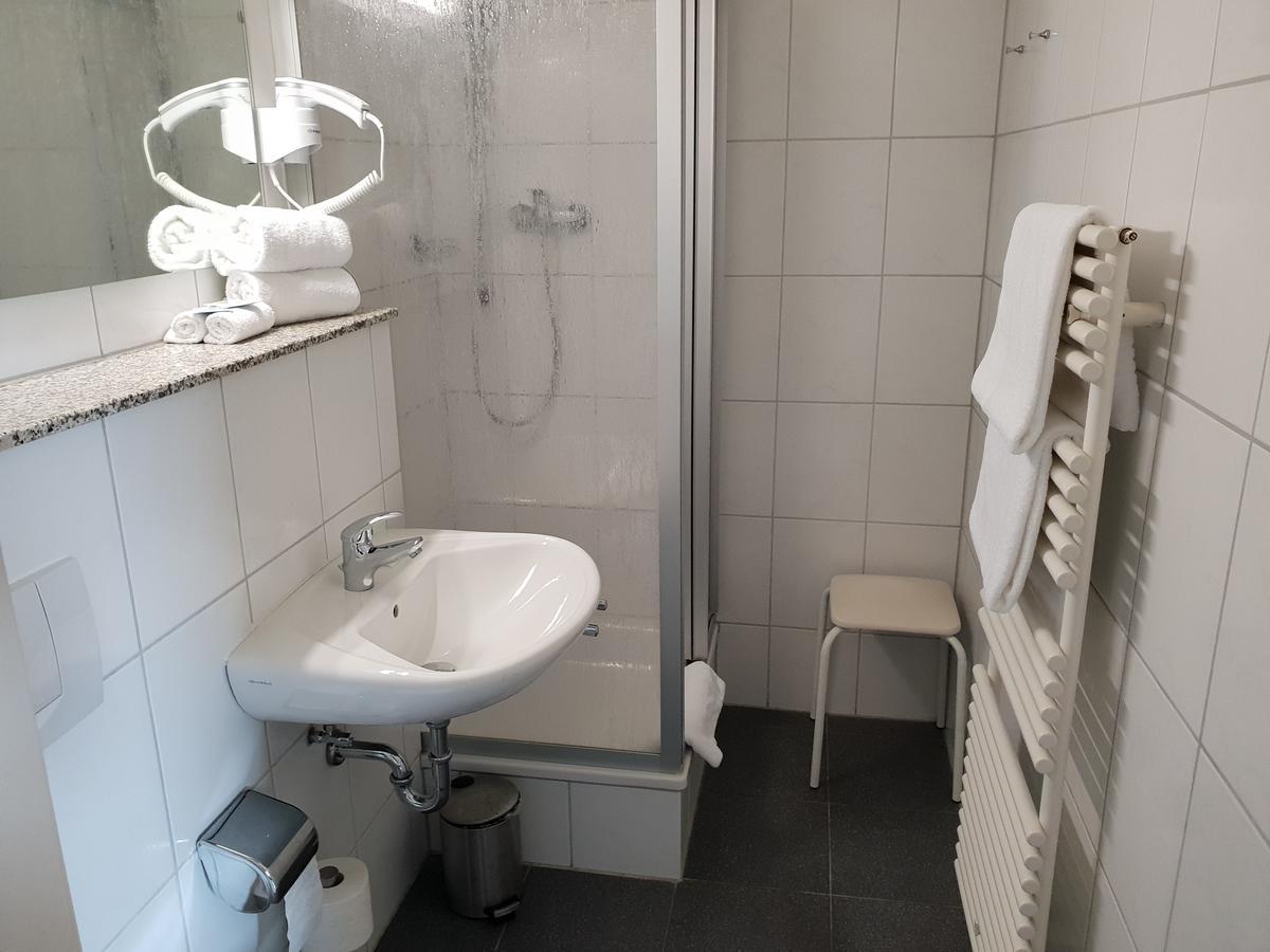 Hotel Gruener Baum Bretzenheim Ngoại thất bức ảnh